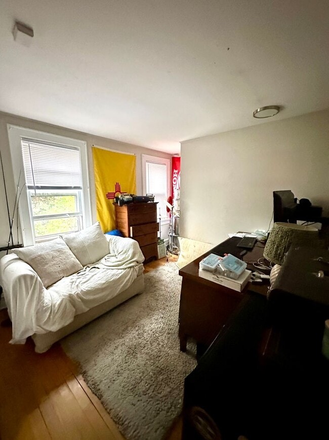 Building Photo - 314 North St