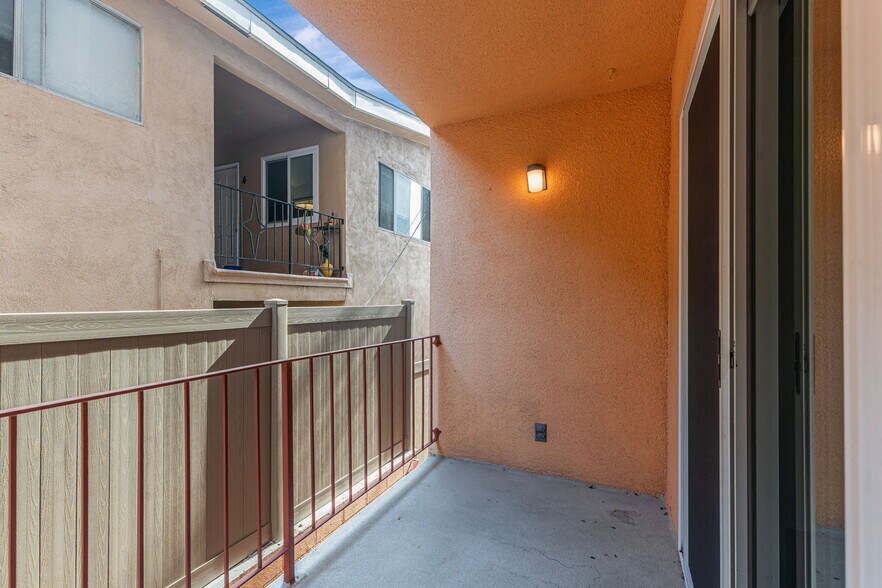 Building Photo - 382 Coronado Ave