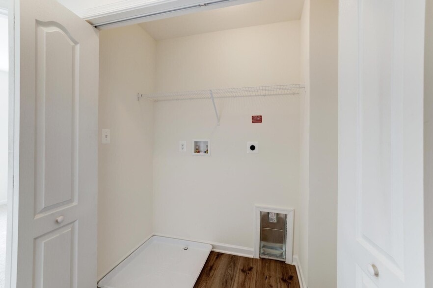 Building Photo - 47 Orch Grn Dr