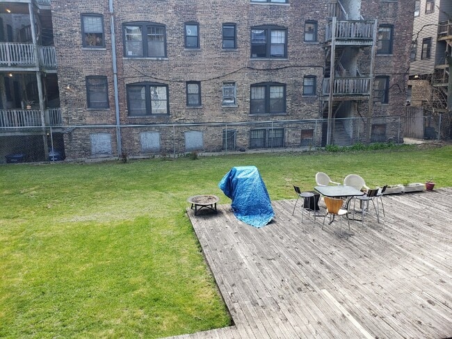 Building Photo - 3508 N Broadway