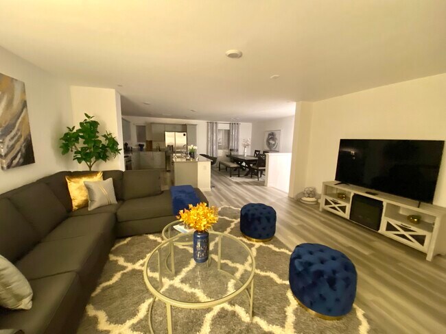 Building Photo - 2828 Mosaic Moon Ln
