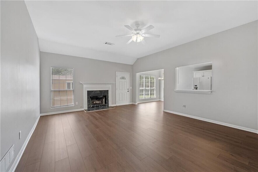 Building Photo - 6375 Seymour Pl NW