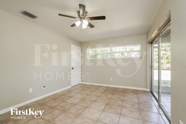 Building Photo - 5410 Bayshore Ave