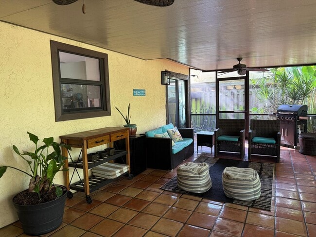 Building Photo - 1088 Raintree Dr