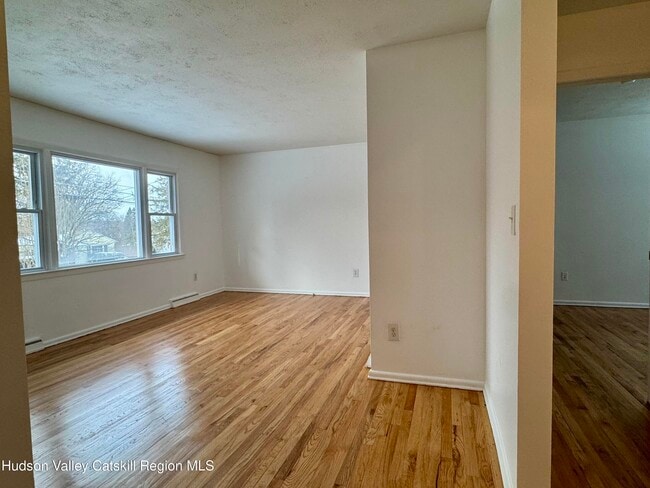 Building Photo - 18 Cherry Hill Rd