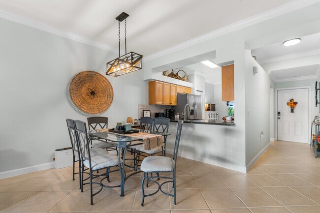 Building Photo - 10307 Heritage Bay Blvd