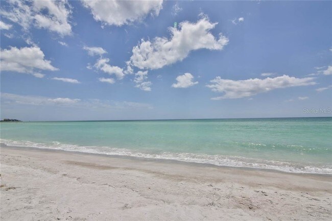 Building Photo - 1800 Benjamin Franklin Dr