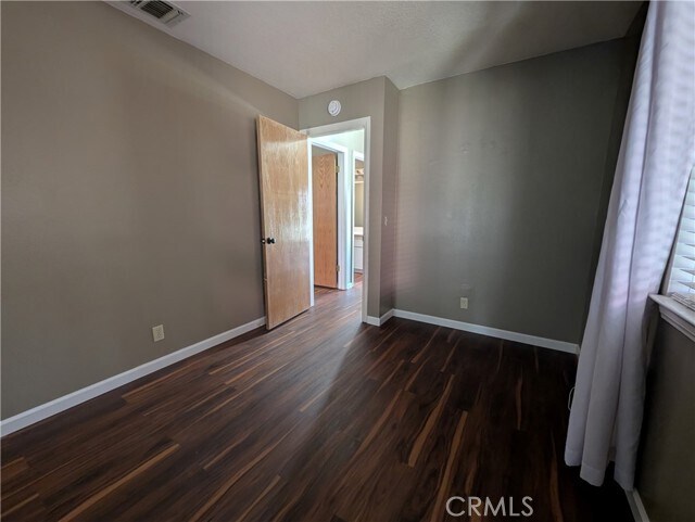 Building Photo - 27535 Lakeview Dr