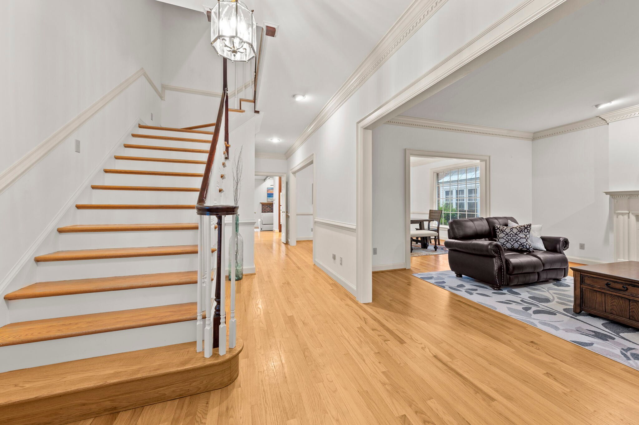 Building Photo - 325 Raleigh Ave