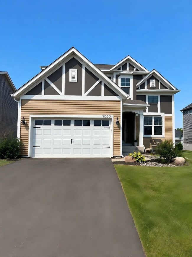 Building Photo - Beautiful 4Bed 3.5Bath Home in Victoria!
