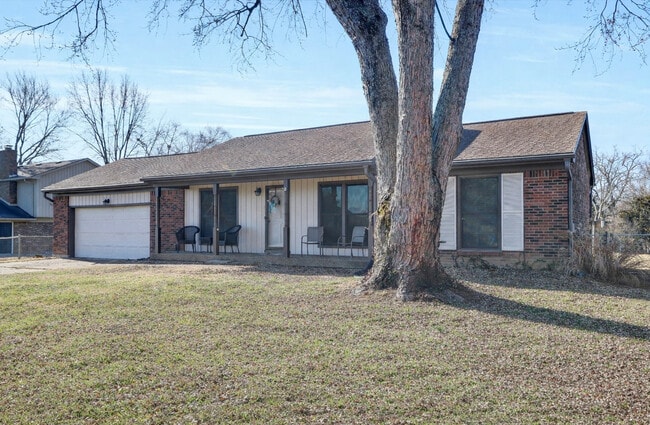 Building Photo - 10312 Going Ct