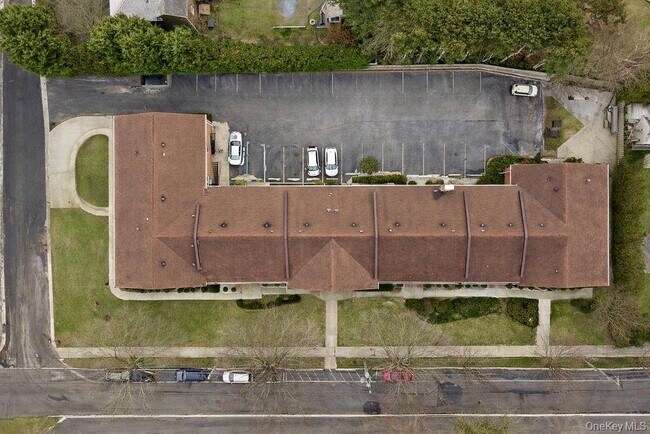 Building Photo - 26 Layton Ave