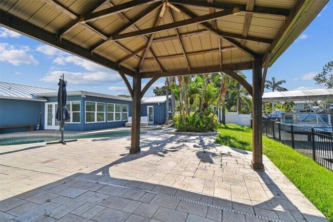 Building Photo - 8708 Thornwood Ln
