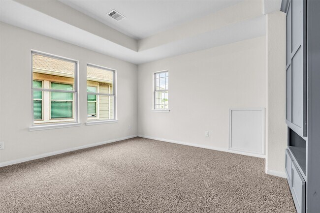 Building Photo - 14211 Grand Hls Dr