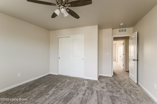Building Photo - 12045 Wooden Trace Dr