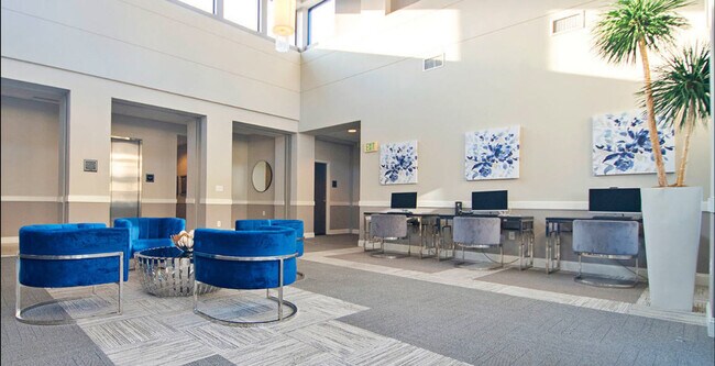 Building Photo - 3920 Sharon Rd