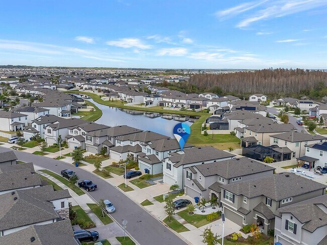 Building Photo - 7323 Pool Compass Loop