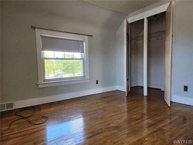 Building Photo - 42 Onondaga Ave