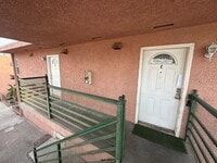 Building Photo - 4p6318