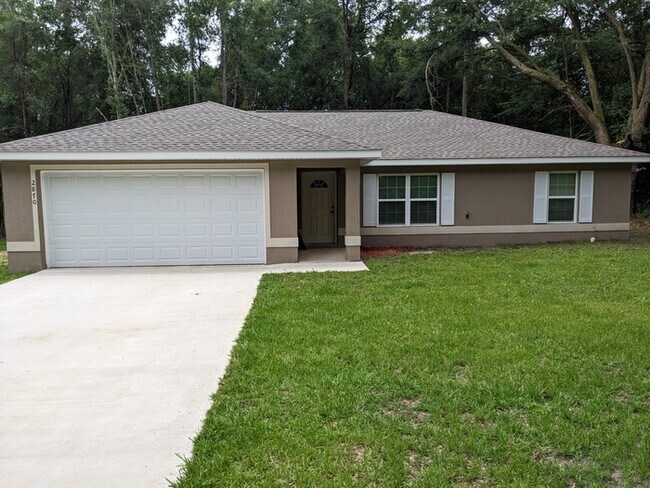 Primary Photo - Almost New 3/2/2 garage