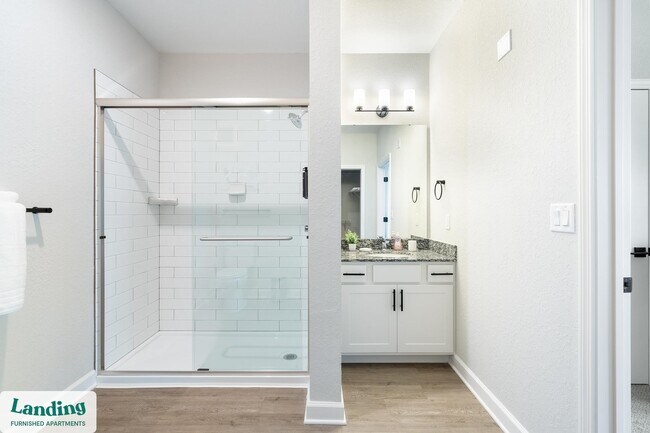 Building Photo - 84 San Filippo Dr SE