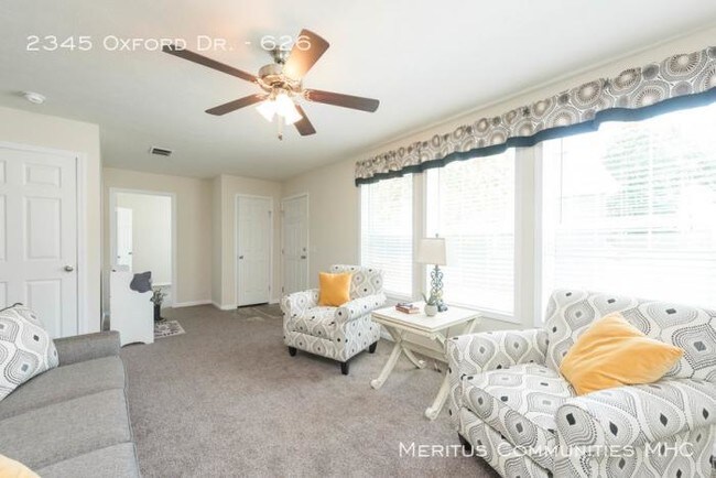 Building Photo - 3 bedroom in Indianapolis IN 46234