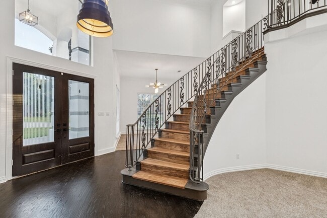 Building Photo - 7204 Pebble Hill Dr