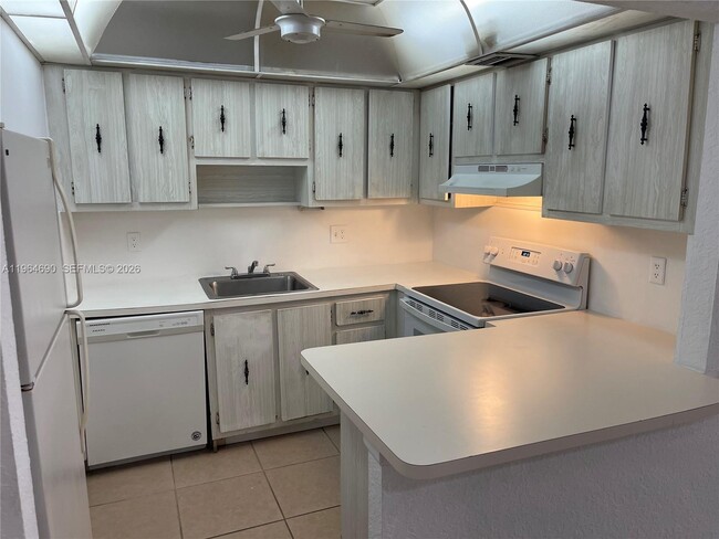 Building Photo - 2017 NW 46th Ave