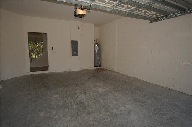 Building Photo - 2394 Britwell Pl