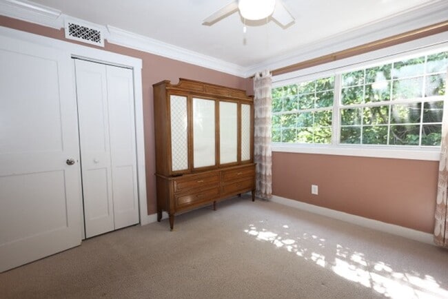 Building Photo - 2 Bedroom Condo in Buckhead for RENT!!! (Garden Brook at Peachtree Hills)