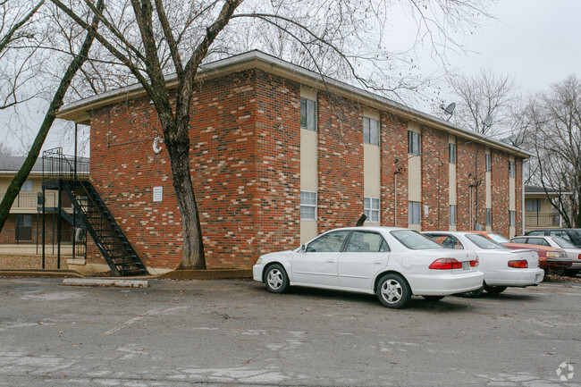 Building Photo - Donelson Hills Apartments