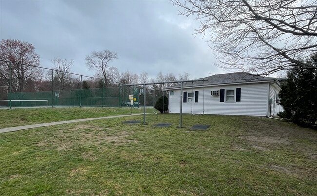 Building Photo - 147 Milk St