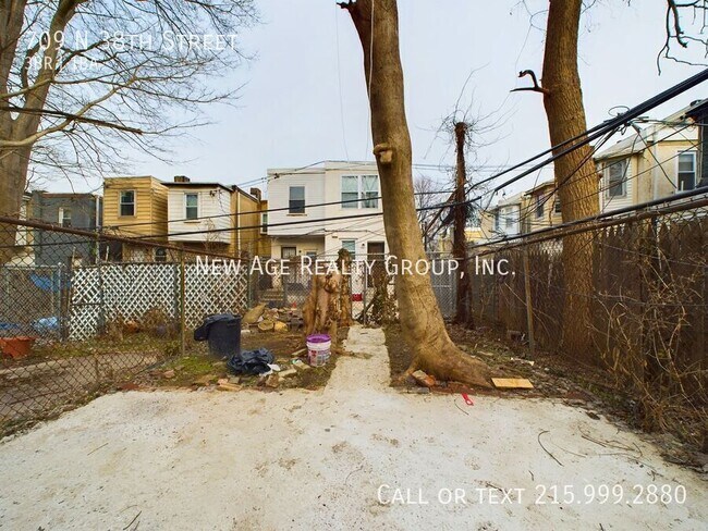 Building Photo - 709 N 38th St