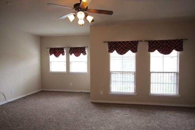 Building Photo - 4269 Comanche Dr