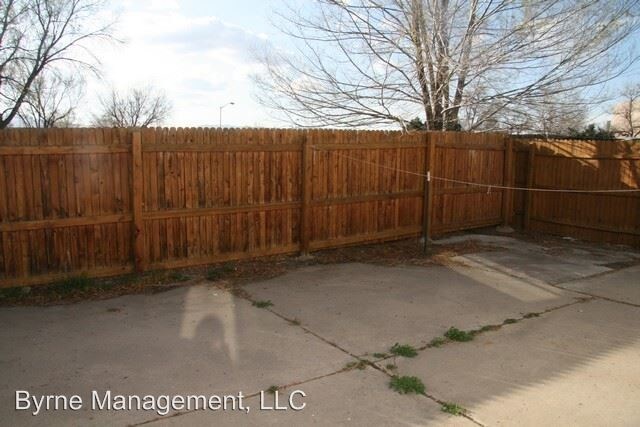Building Photo - 3 br, 1 bath House - 1812 Saratoga Drive