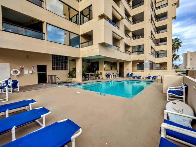 Building Photo - 6403 Padre Blvd