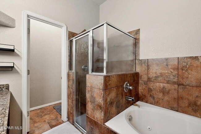 Building Photo - 3044 Tierra Fresno Dr