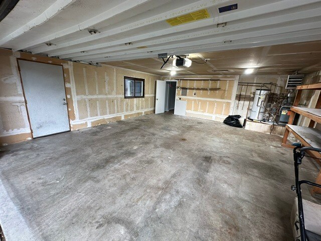 Building Photo - 1841 State St