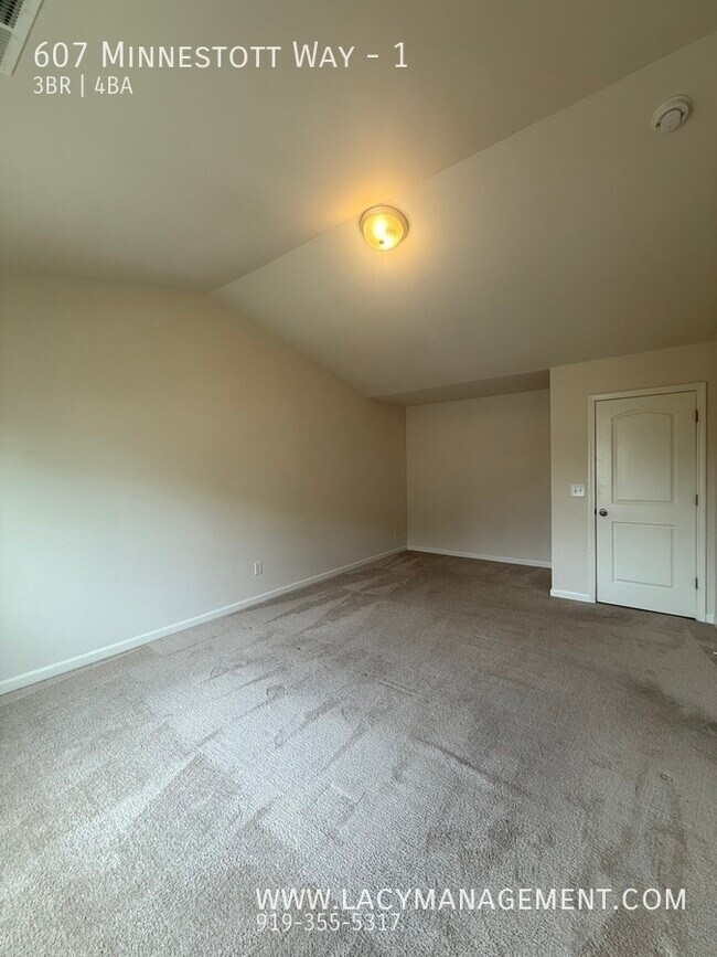 Building Photo - 607 Minnestott Way