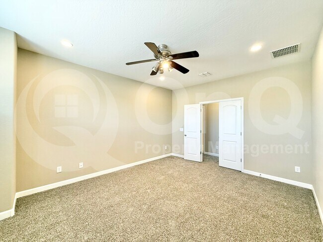 Building Photo - 25223 N 107th Dr