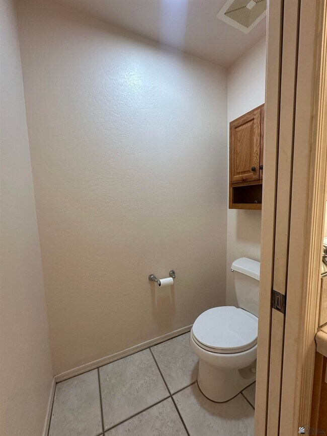 Building Photo - 4722 W 28th Pl