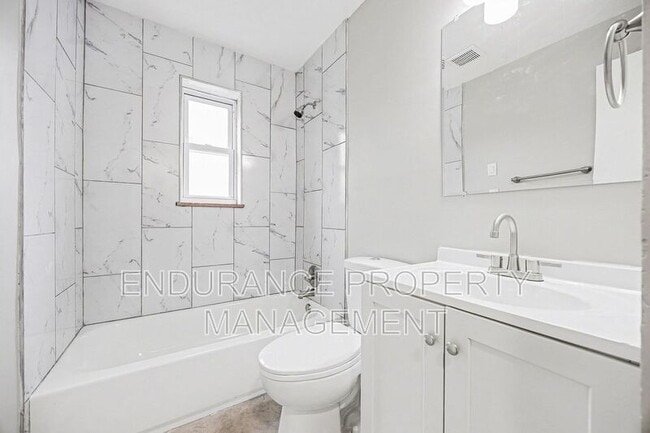 Building Photo - 4765 Hardwick Dr