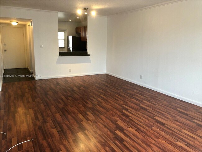 Building Photo - 8121 SW 24th Ct