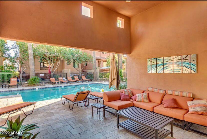 Building Photo - 9551 E Redfield Rd