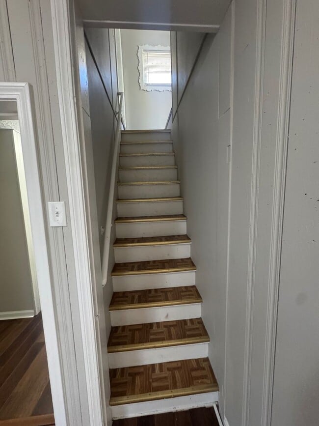 Building Photo - A Place You’ll Love to Call Home – Gorgeous 3-Bedroom Property!