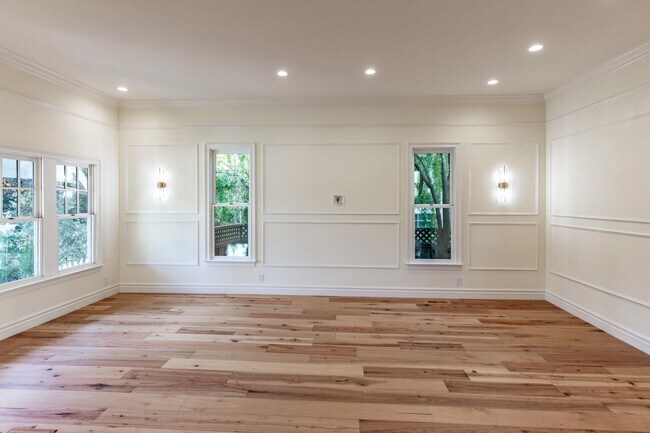 Building Photo - 123 Wilder Ave