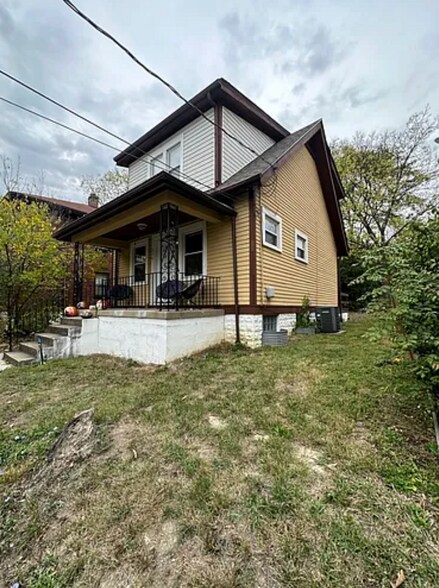 Building Photo - 216 Atkinson St