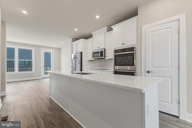 Building Photo - 8979 Katherine Johnson Ave