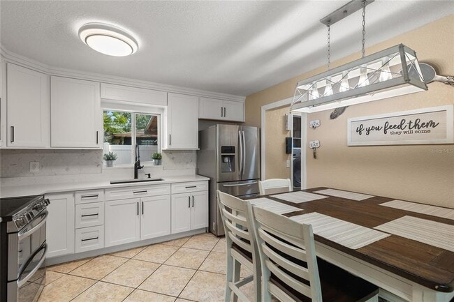 Building Photo - 1735 4th Ave E