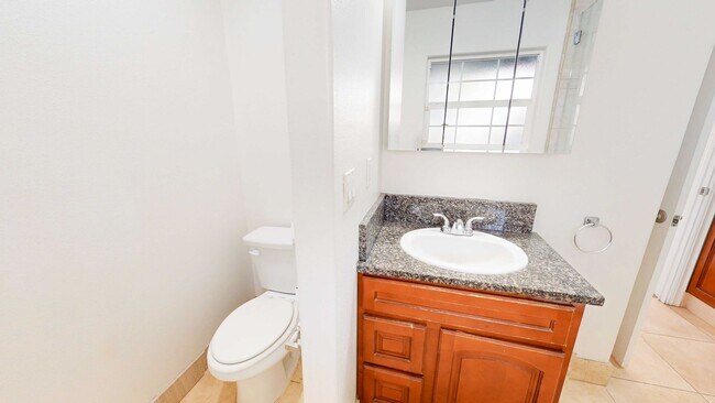 Building Photo - 205 Waring Ave